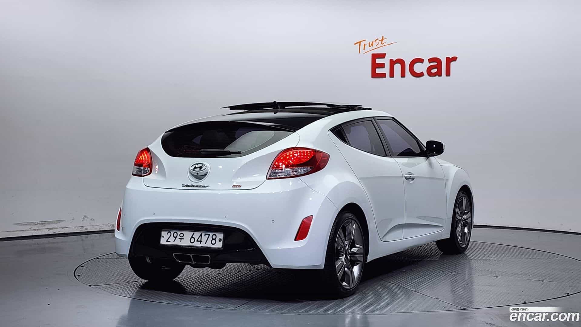 Veloster Hyundai 2014.4-OUTER-002