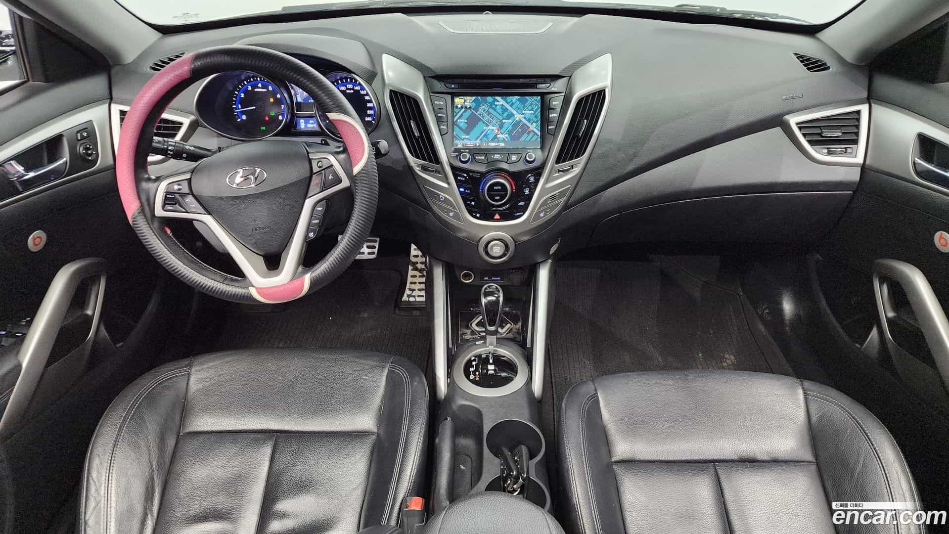 Veloster Hyundai 2014.4-INNER-007