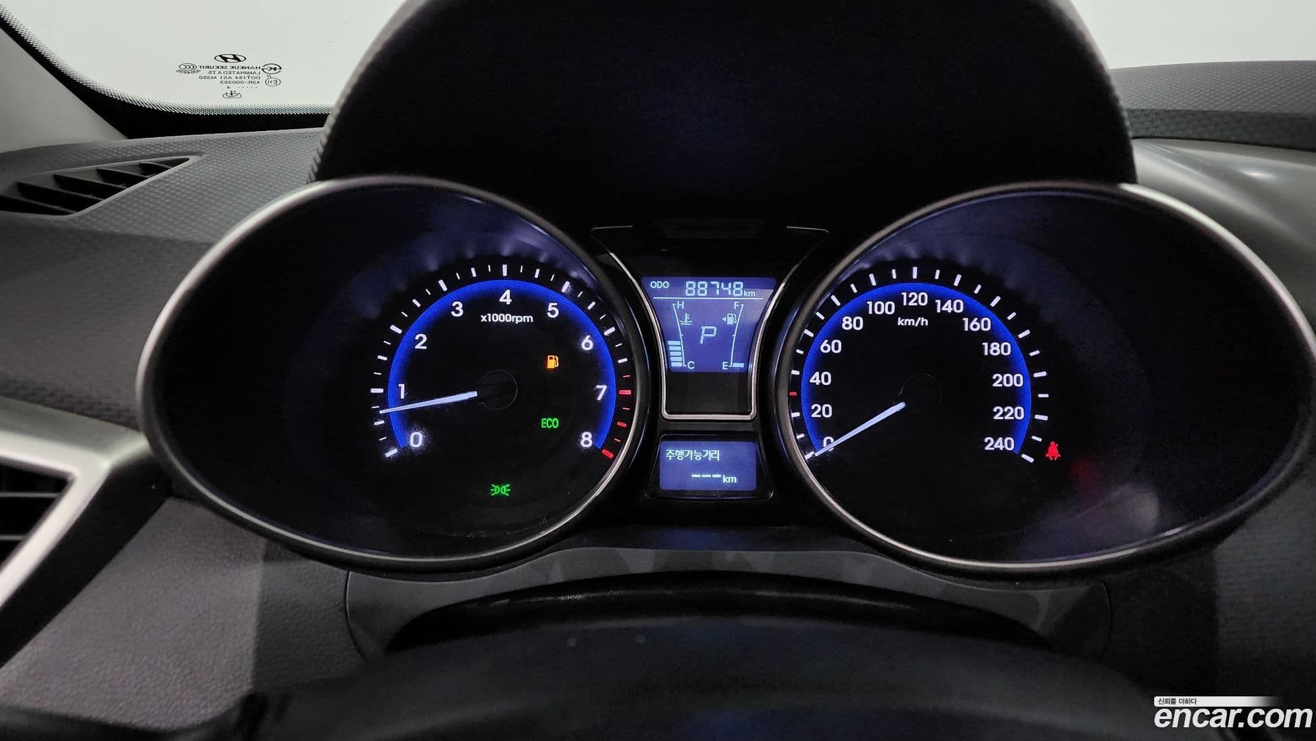 Main__Slider__Photo:Veloster Hyundai 2014.4-7