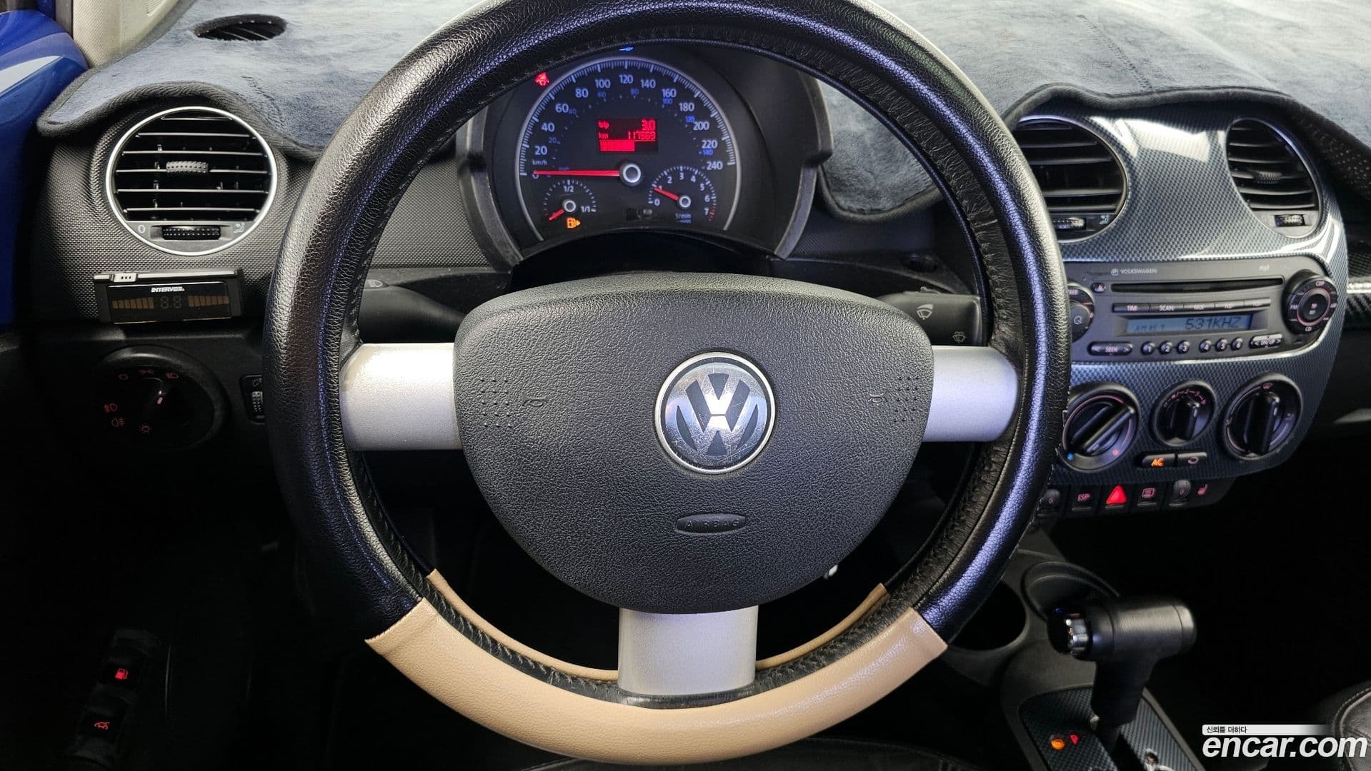 Main__Slider__Photo:Beatle Volkswagen 2007.11-12