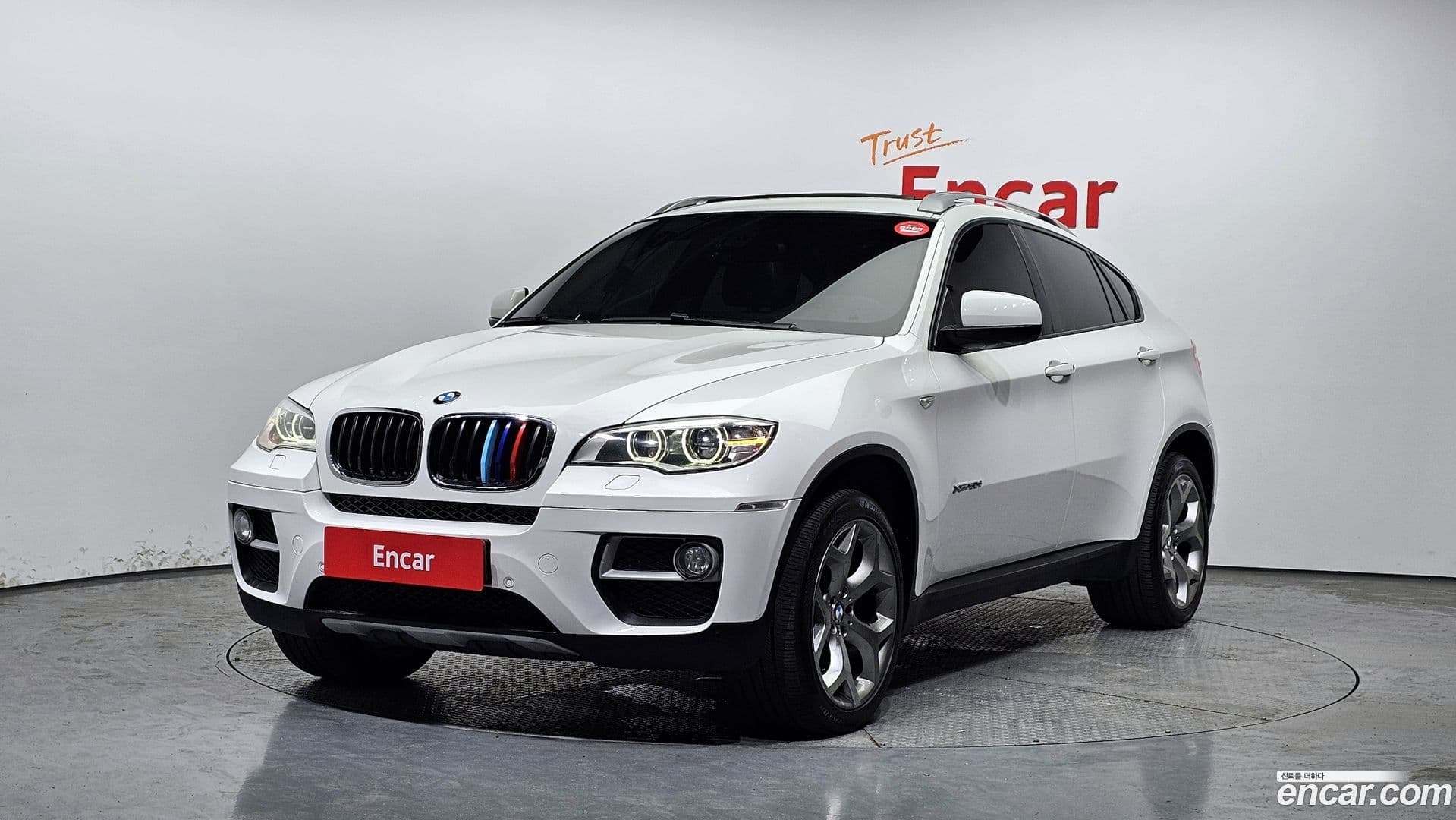 Main__Slider__Photo:X6 BMW 2014.1-0