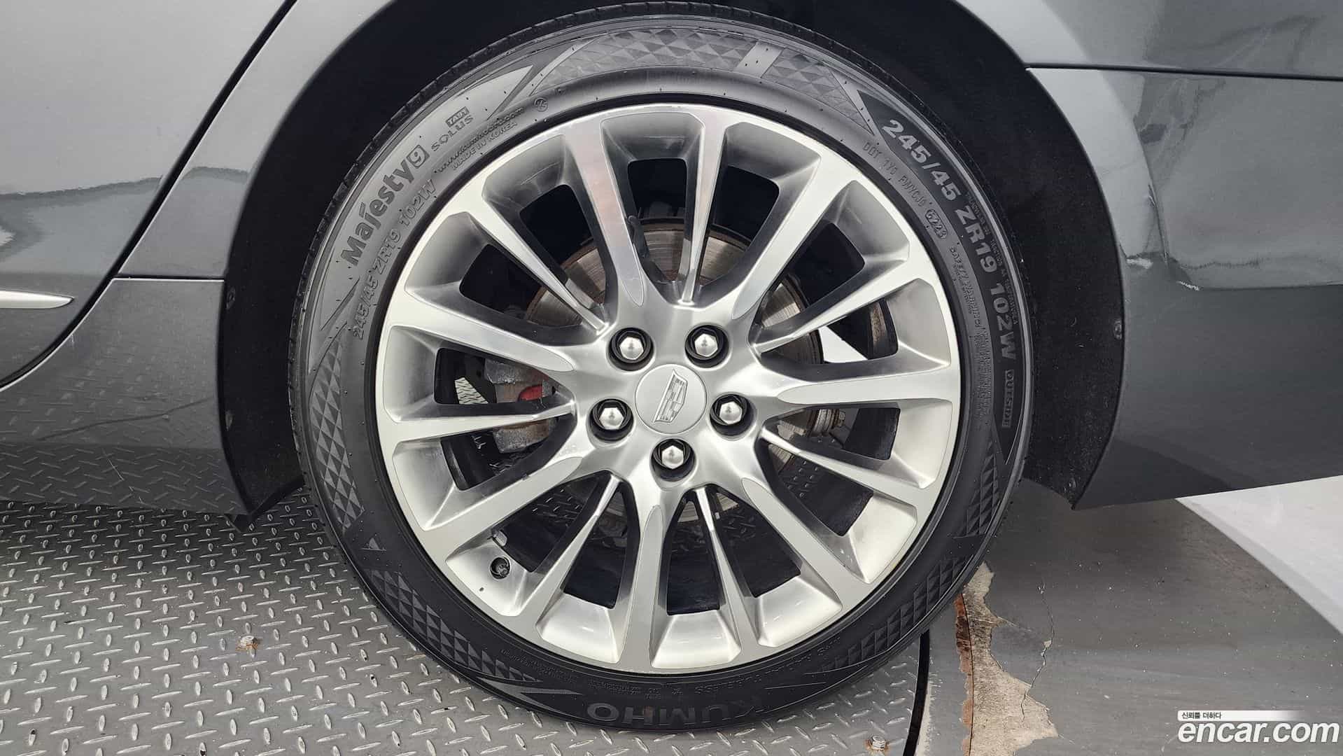 CT6 Cadillac 2017.11-OUTER-005