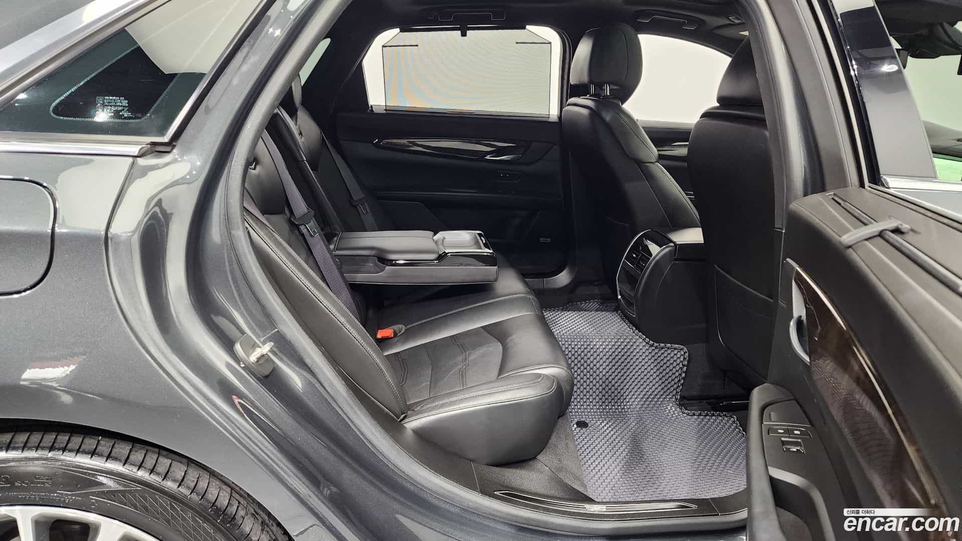 CT6 Cadillac 2017.11-OPTION-016