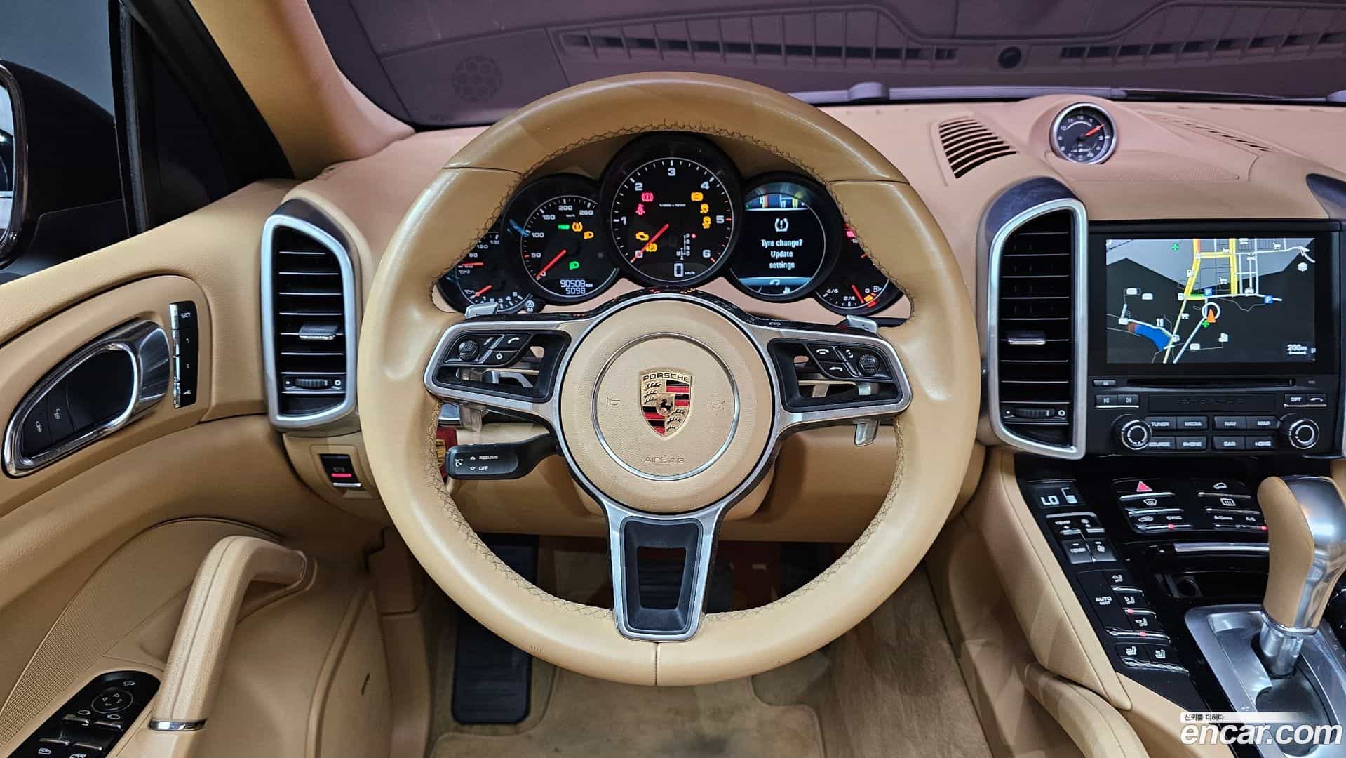 Cayenne Porsche 2017.1-OPTION-016