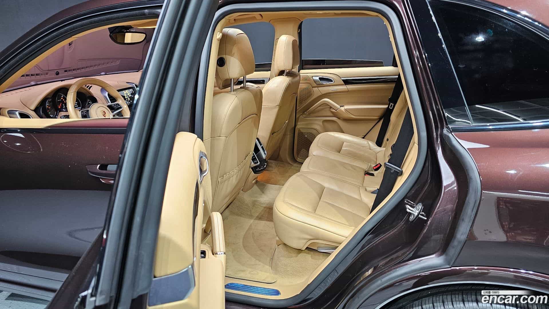 Cayenne Porsche 2017.1-OPTION-021