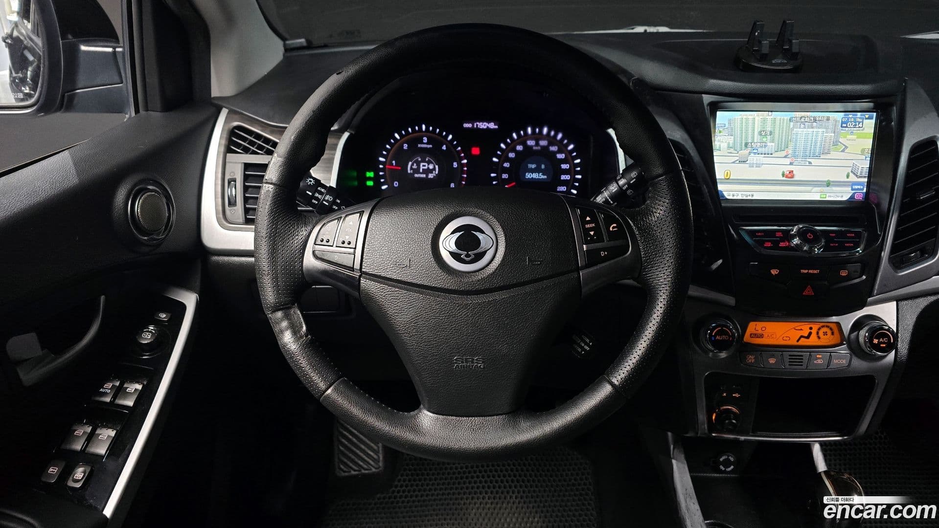 Main__Slider__Photo:KORANDO KG_Mobility_Ssangyong 2014.11-12