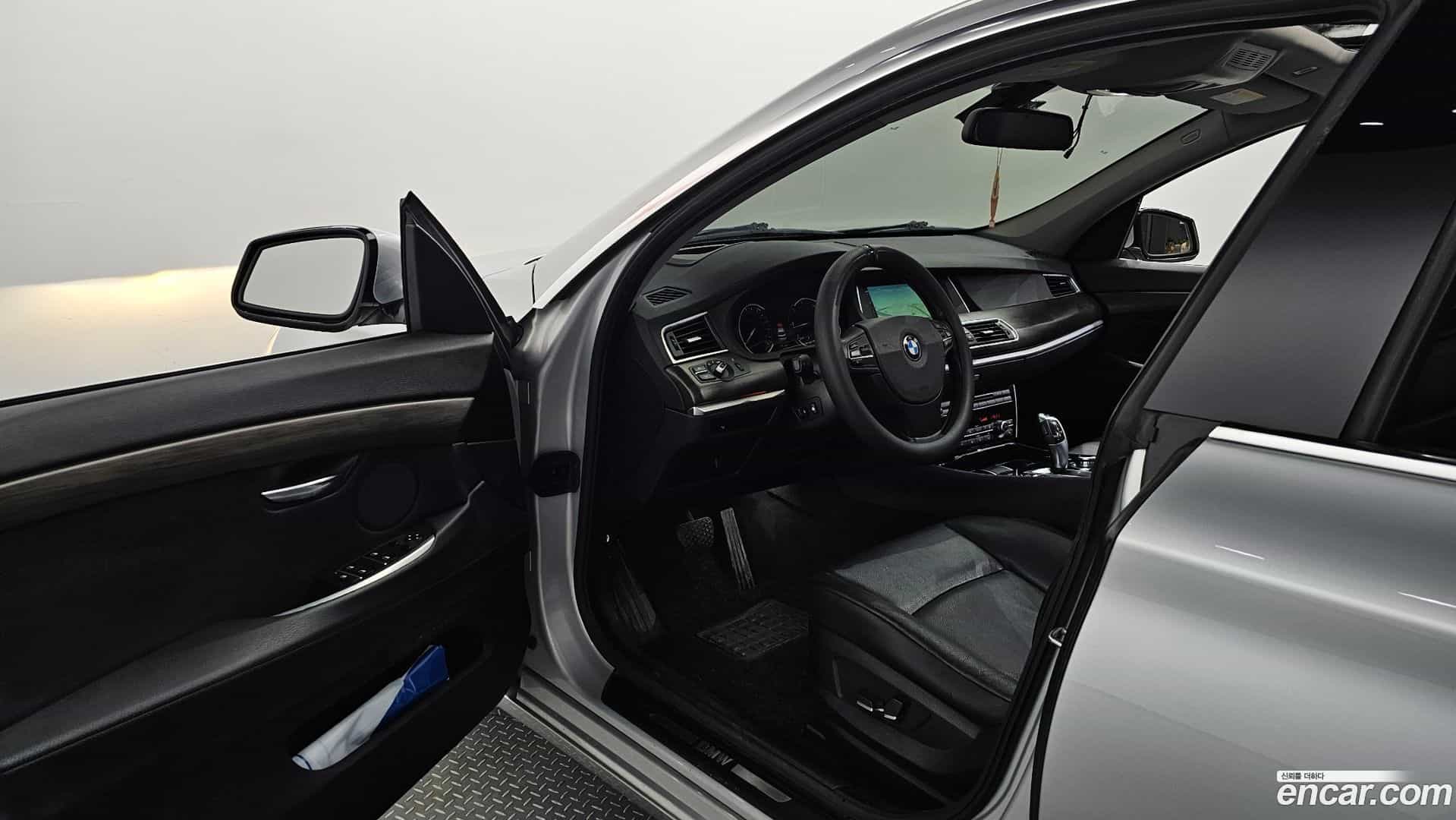 Gran Turismo BMW 2013.8-INNER-010