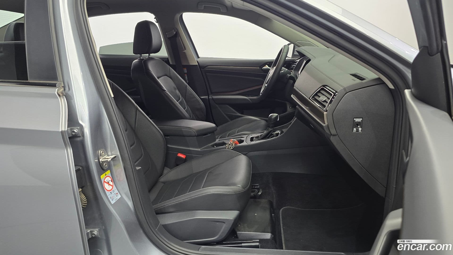 Main__Slider__Photo:Jetta Volkswagen 2020.11-9