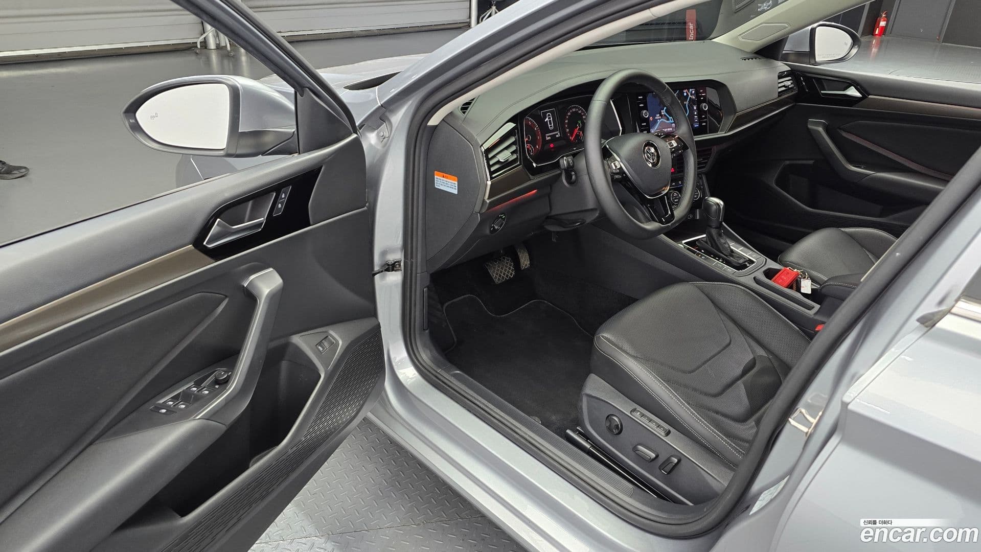 Main__Slider__Photo:Jetta Volkswagen 2020.11-10