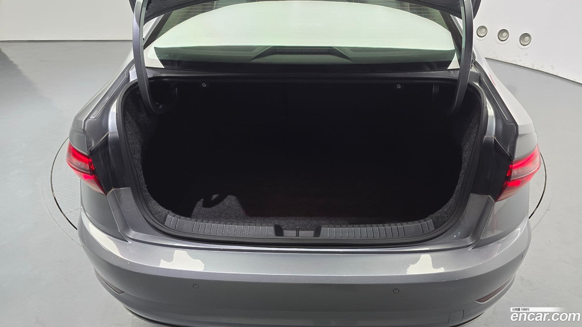 Main__Slider__Photo:Jetta Volkswagen 2020.11-18