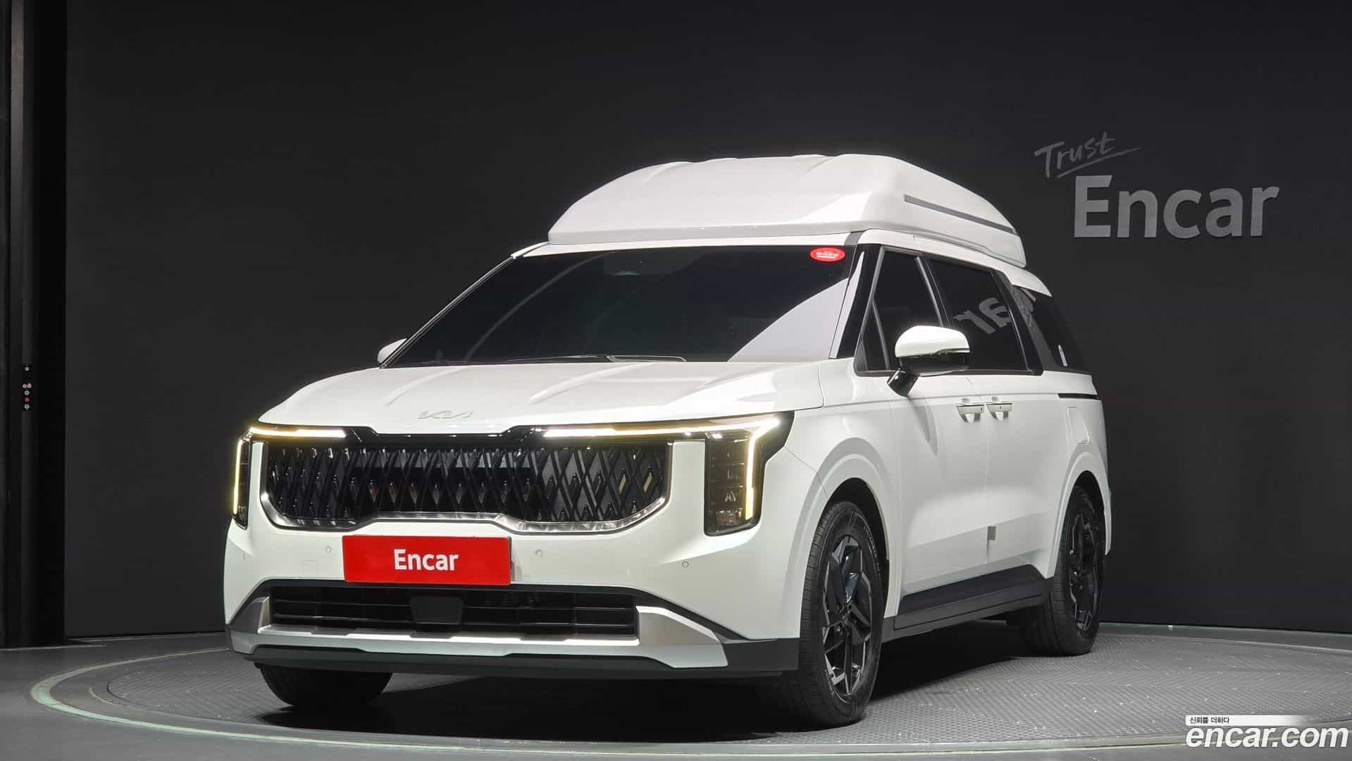 Canival Kia 2023.11-OUTER-001