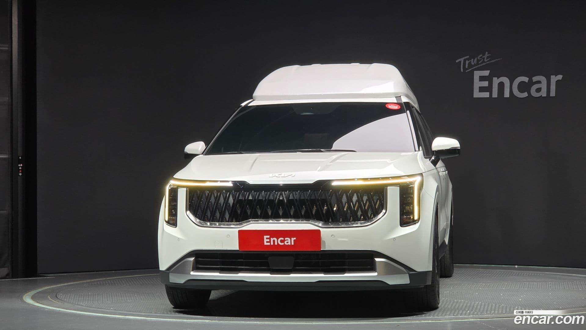 Main__Slider__Photo:Canival Kia 2023.11-2