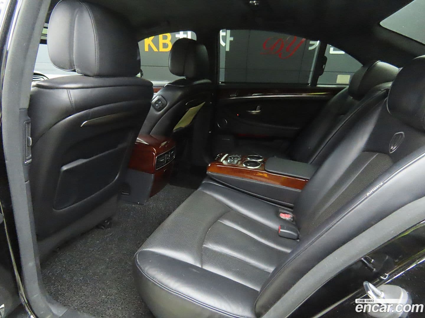 Main__Slider__Photo:Chairman KG_Mobility_Ssangyong 2010.7-5