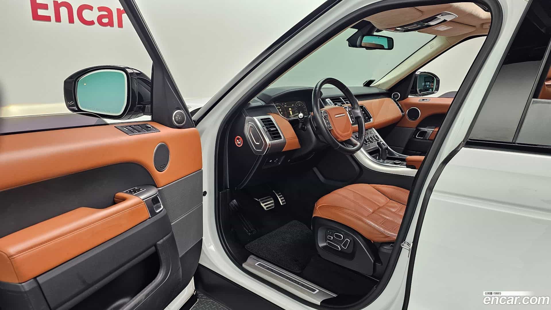 Range Rover Sport Land Rover 2015.1-OPTION-015