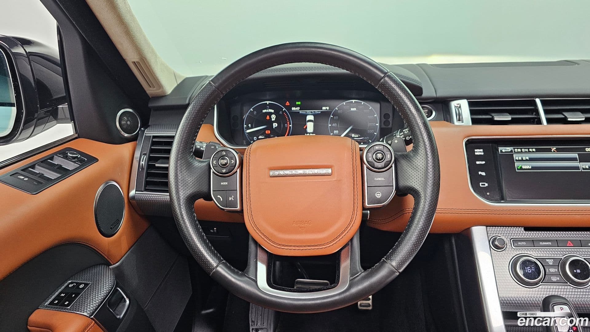 Main__Slider__Photo:Range Rover Sport Land Rover 2015.1-12