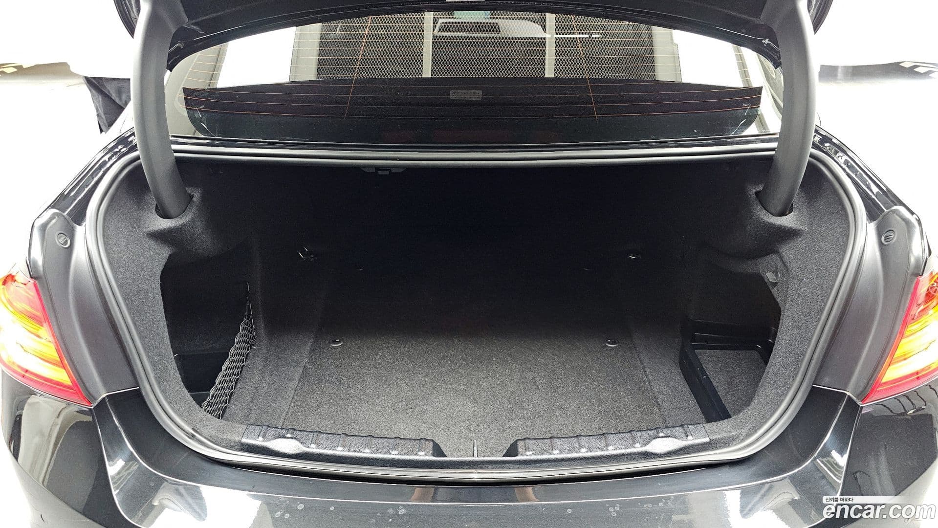 Main__Slider__Photo:3-Series BMW 2015.4-19