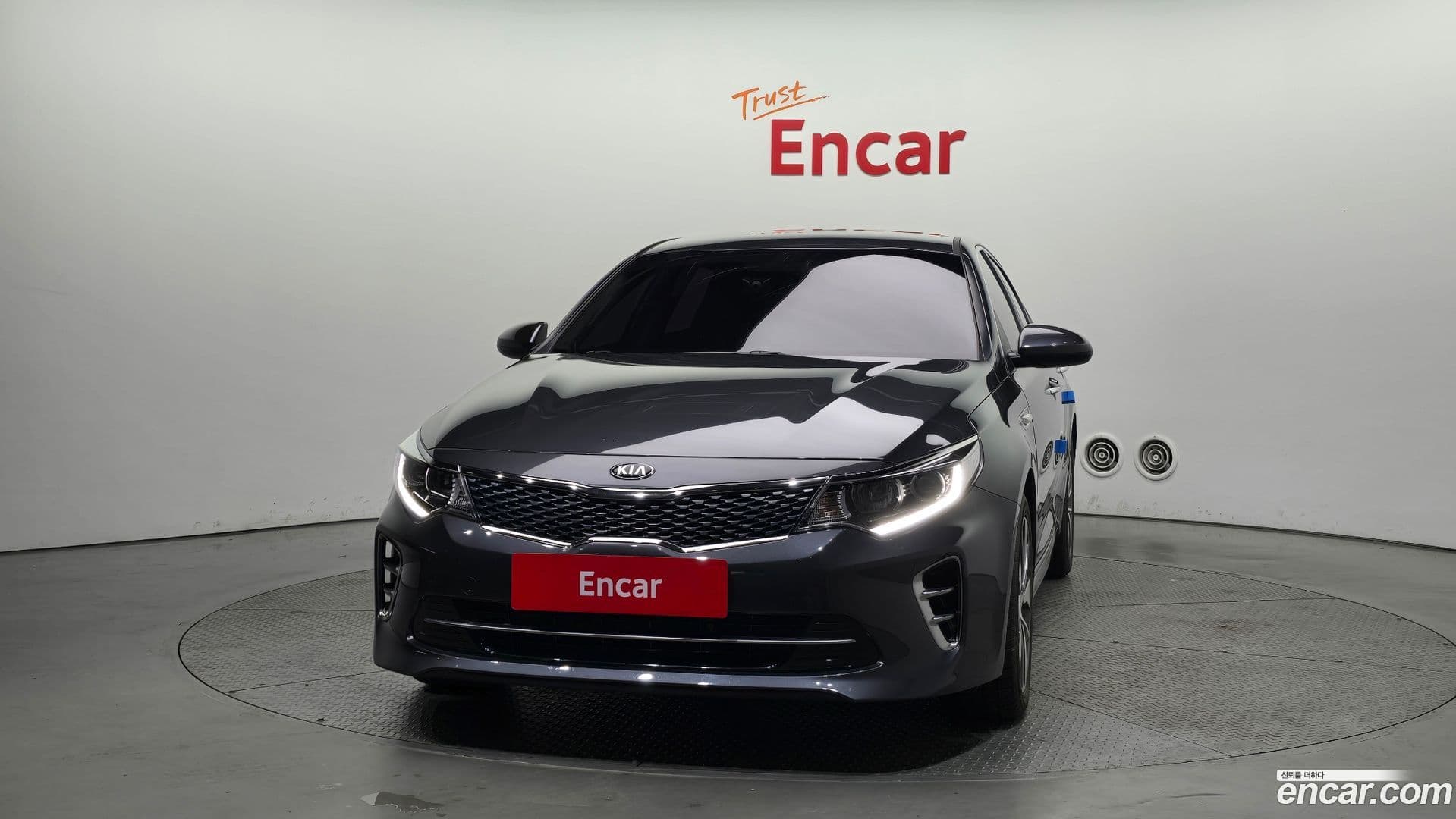 Main__Slider__Photo:K5 Kia 2015.11-2