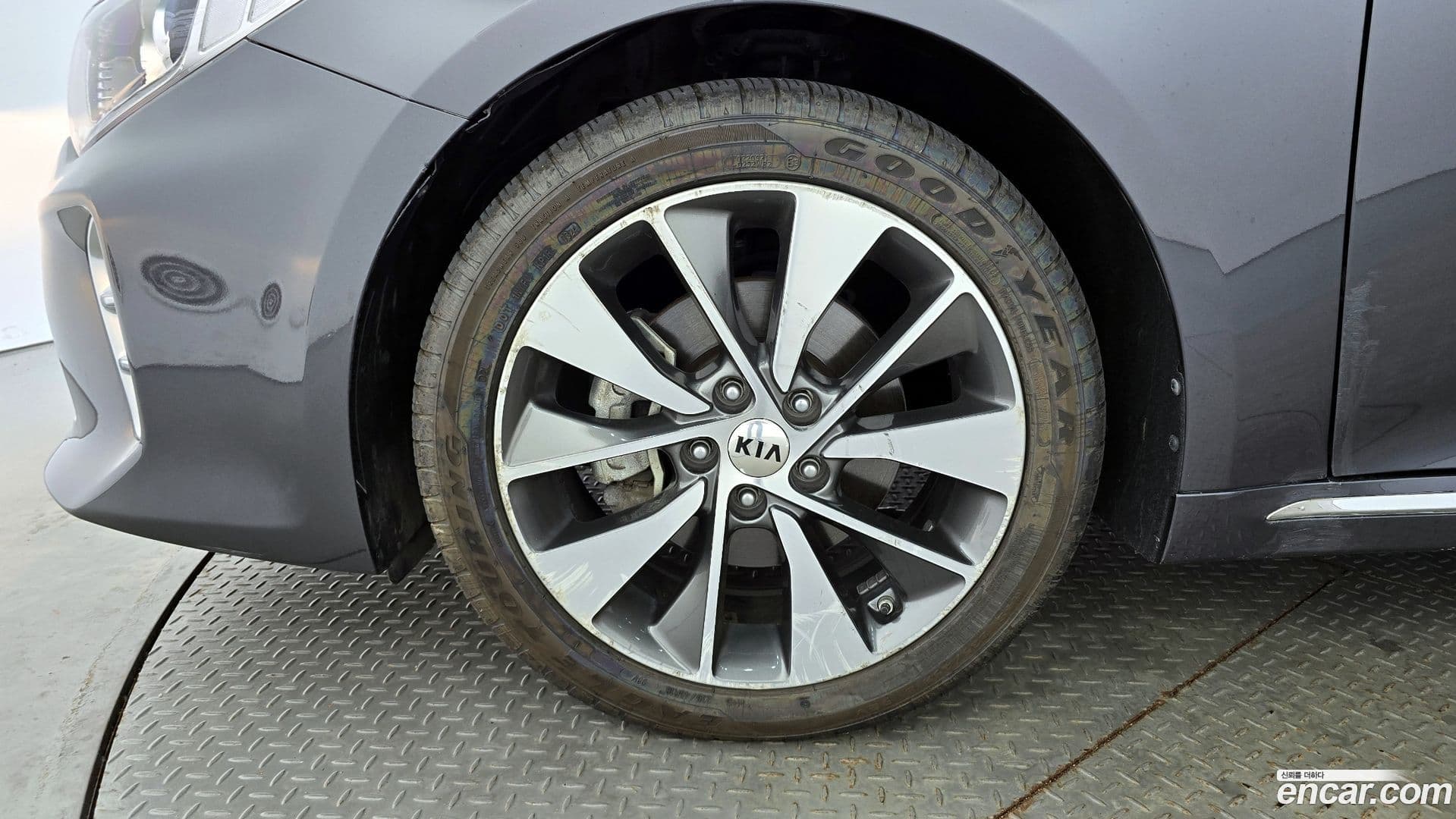 Main__Slider__Photo:K5 Kia 2015.11-4