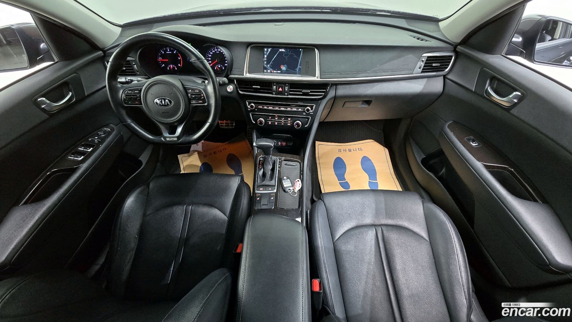 Main__Slider__Photo:K5 Kia 2015.11-6