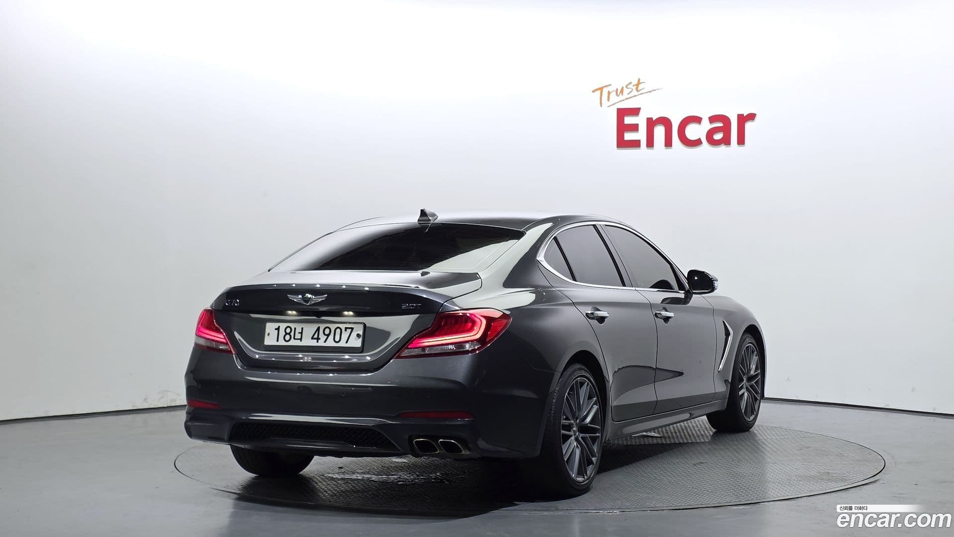 Main__Slider__Photo:G70 Genesis 2018.10-1