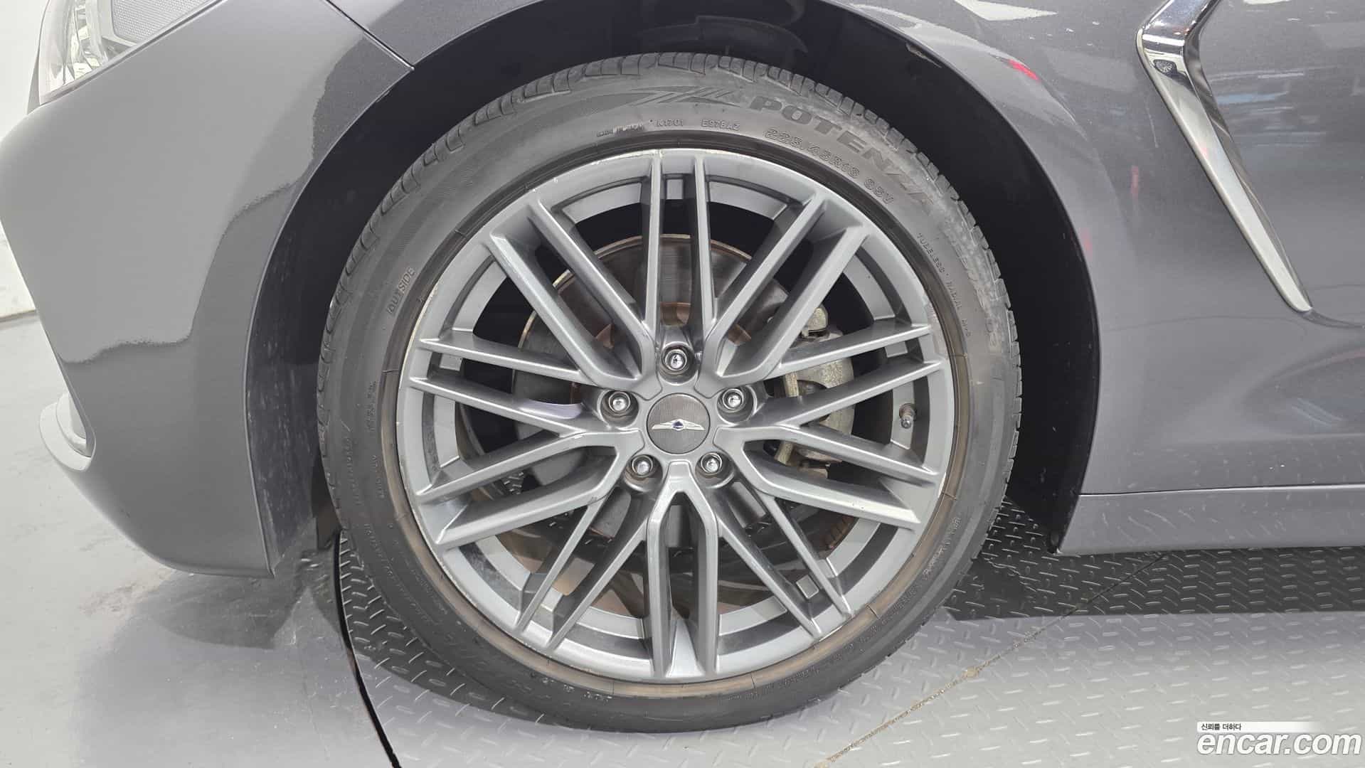 G70 Genesis 2018.10-OUTER-005