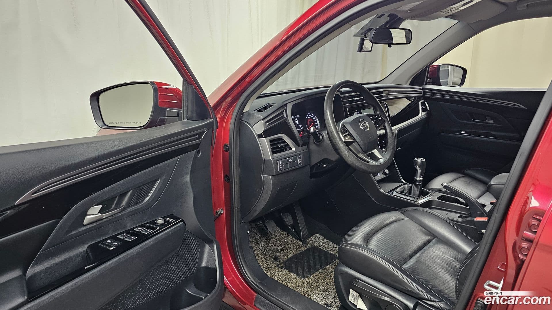 Main__Slider__Photo:KORANDO KG Mobility 2019.10-9