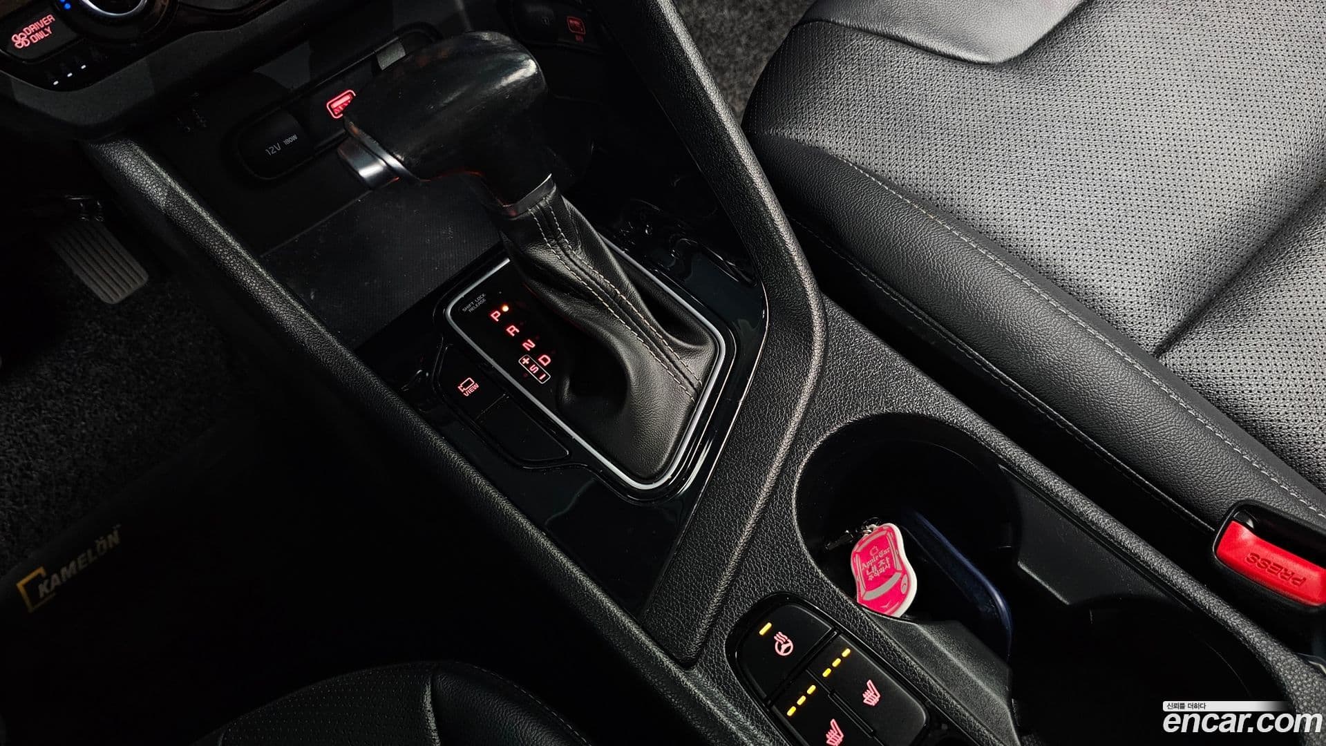 Main__Slider__Photo:Niro Kia 2021.10-8