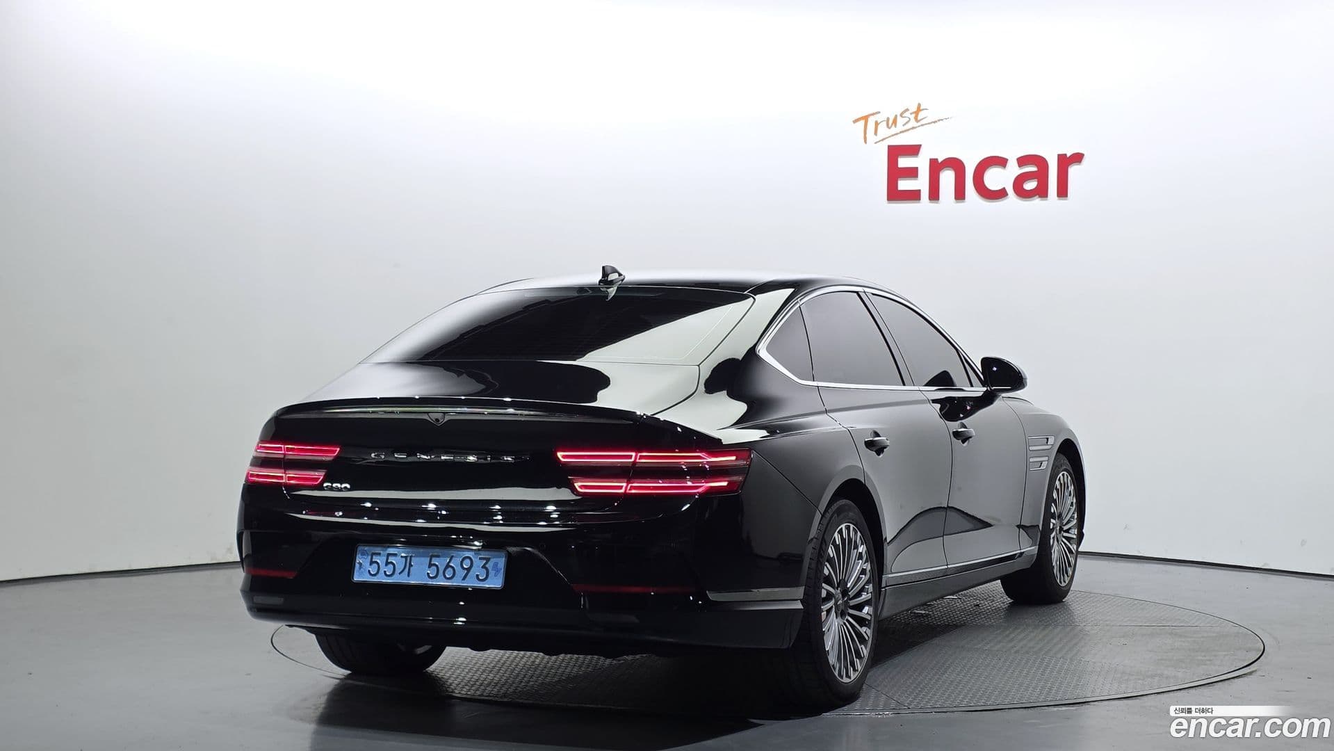 Main__Slider__Photo:G80 Genesis 2021.8-1