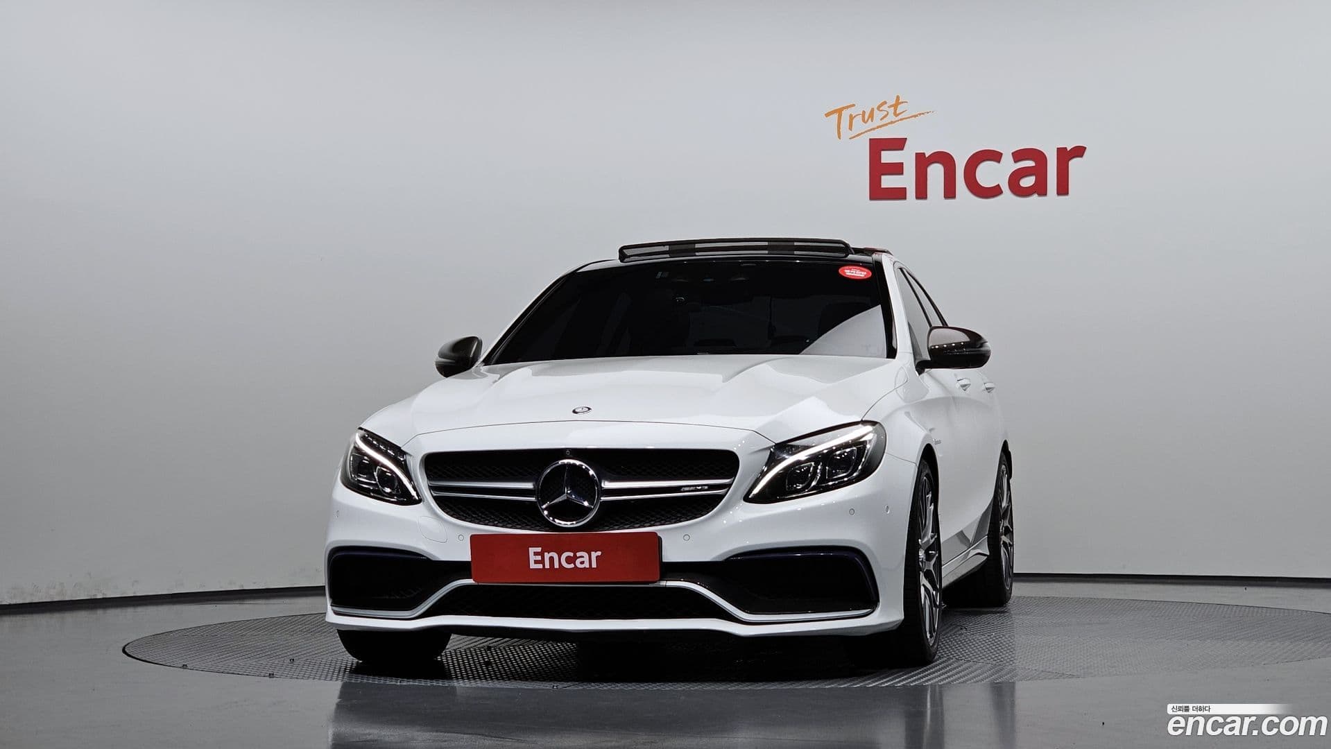 Main__Slider__Photo:C-Class Mercedes-Benz 2017.11-2