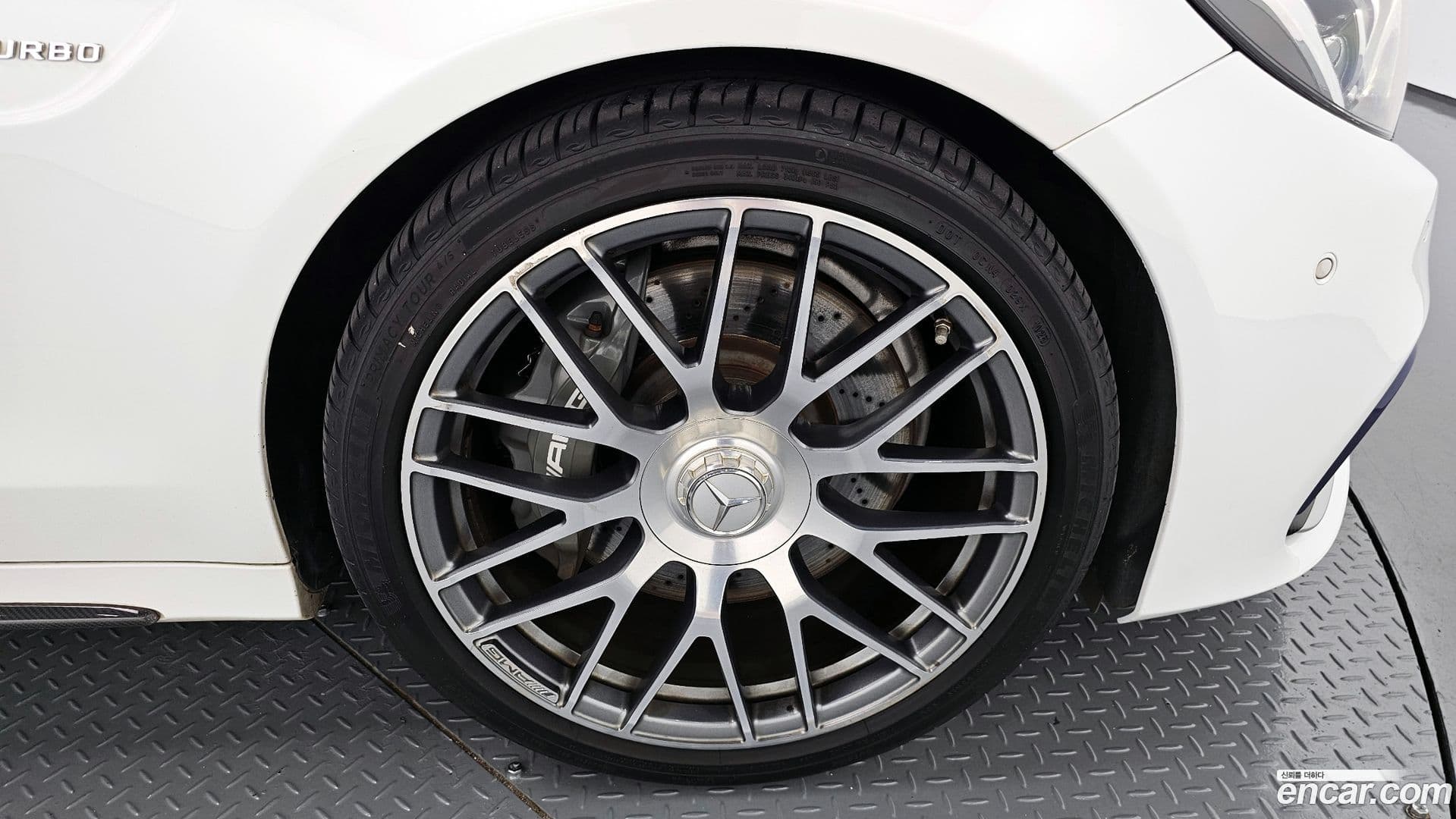 Main__Slider__Photo:C-Class Mercedes-Benz 2017.11-4