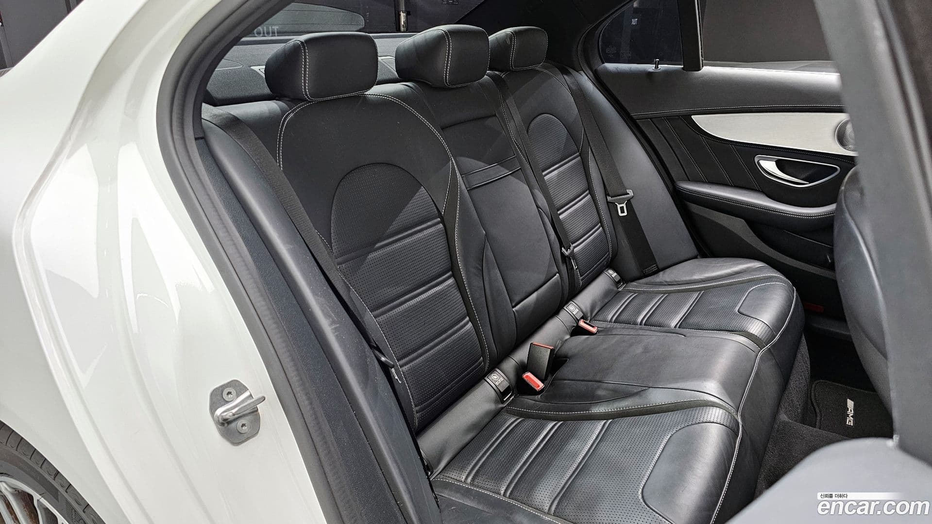 Main__Slider__Photo:C-Class Mercedes-Benz 2017.11-11