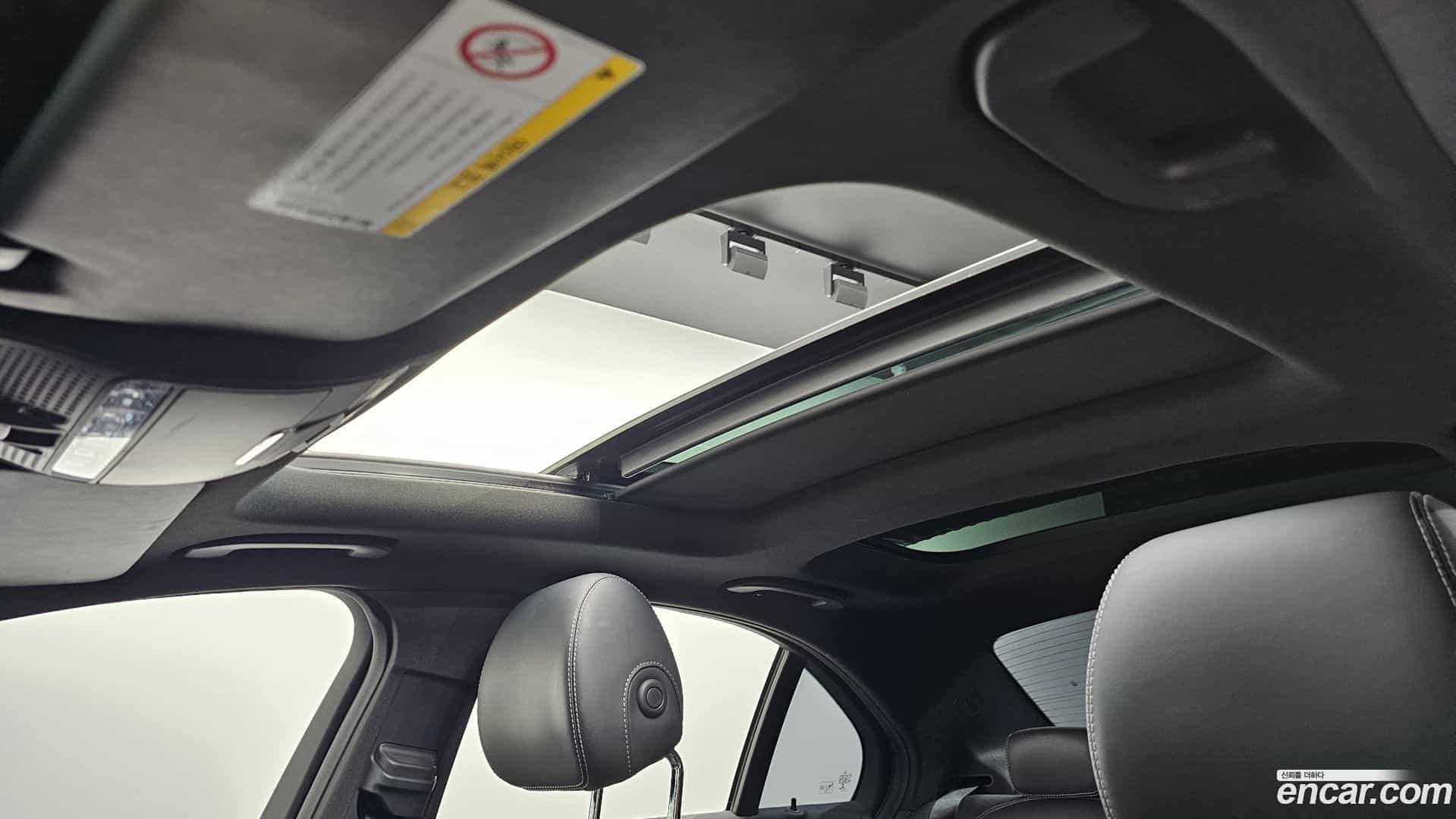 C-Class Mercedes-Benz 2017.11-OPTION-024