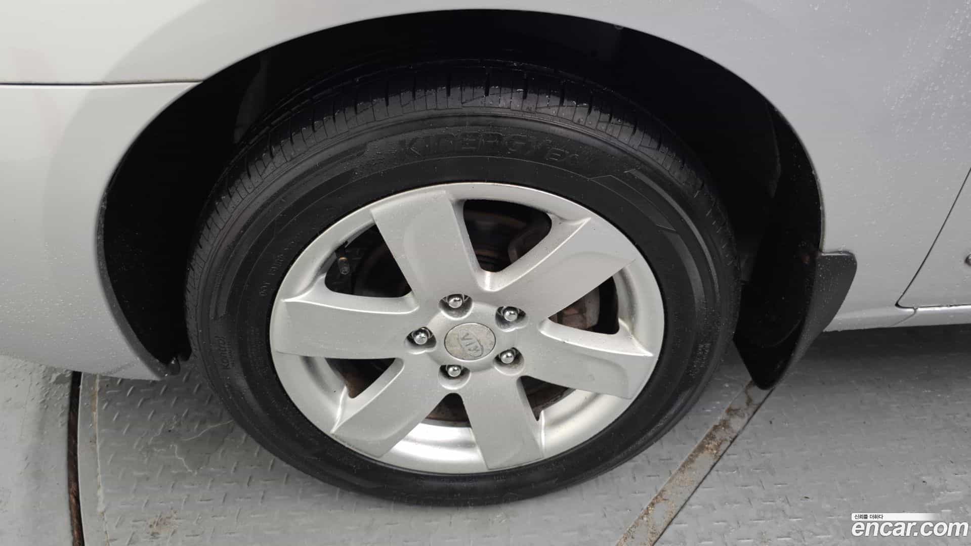 Carens Kia 2009.4-OUTER-005