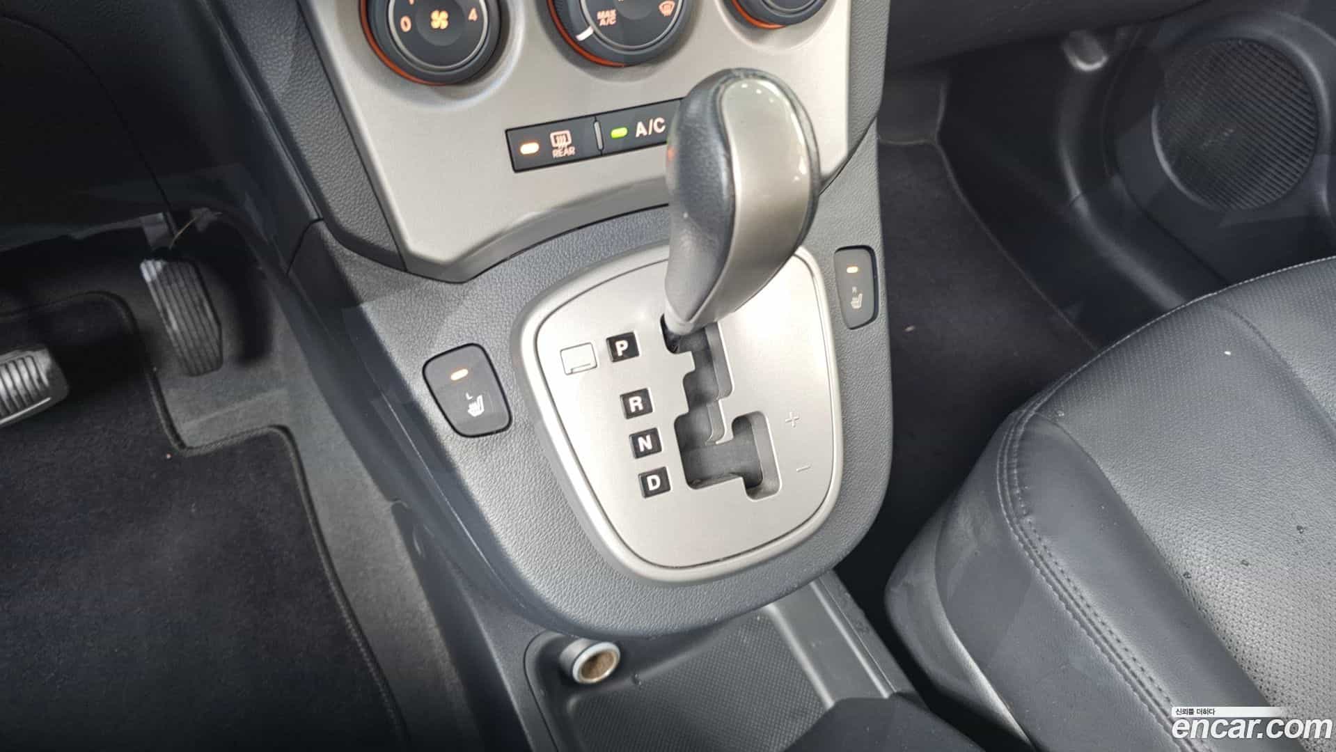 Carens Kia 2009.4-INNER-009