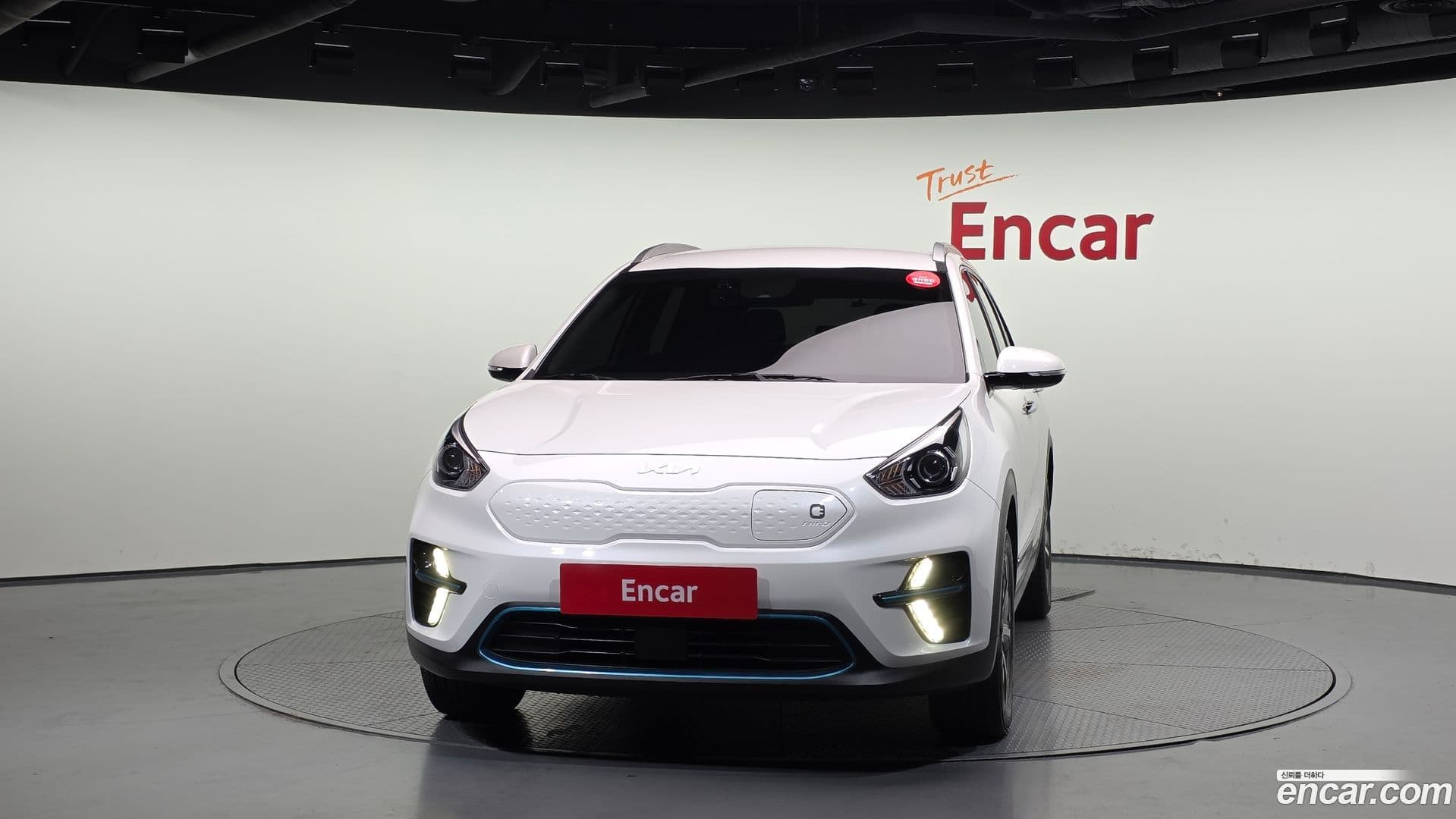 Main__Slider__Photo:Niro Kia 2021.8-2