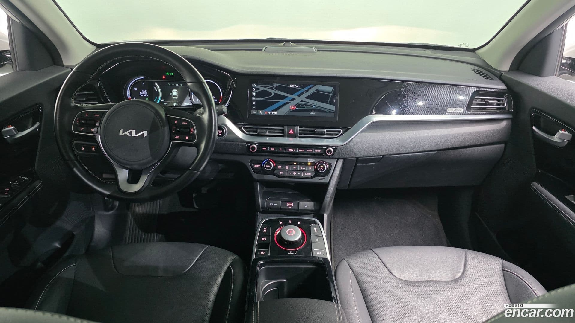 Main__Slider__Photo:Niro Kia 2021.8-6