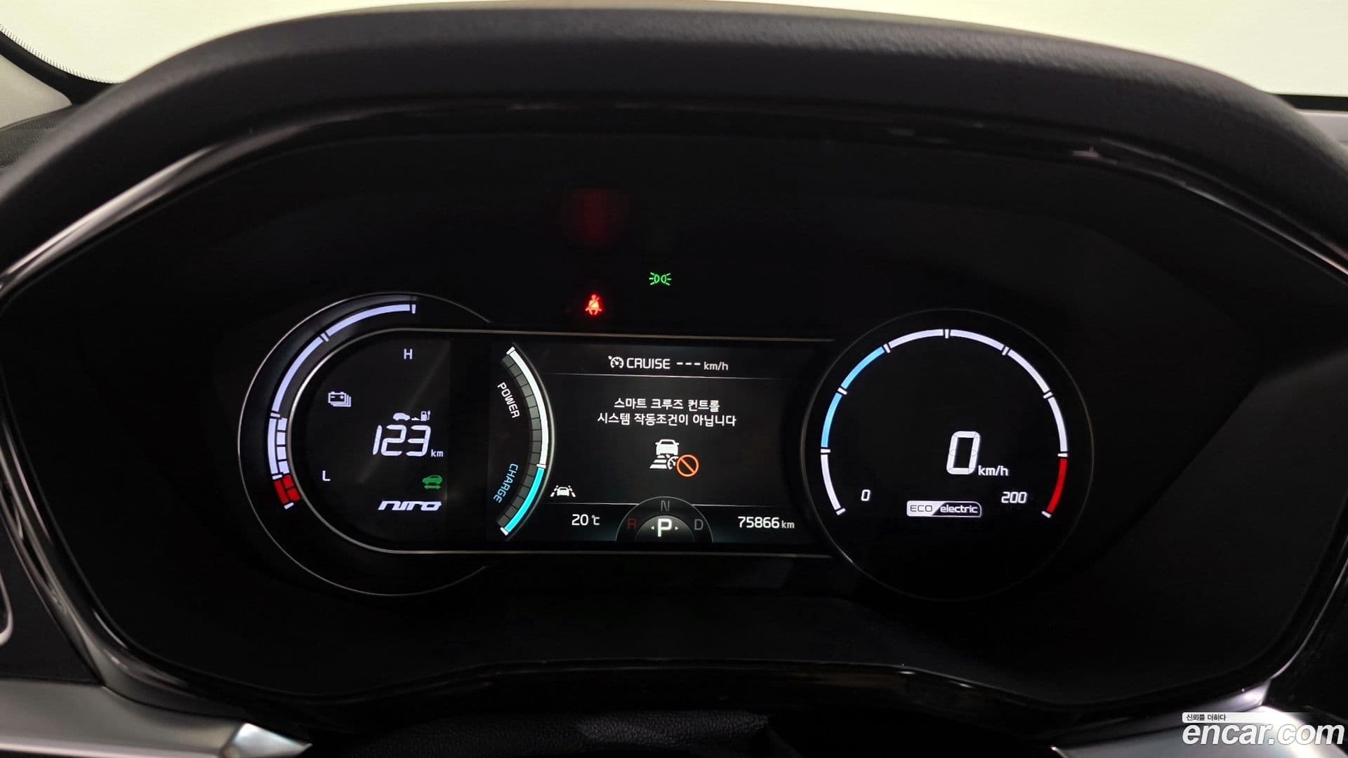 Main__Slider__Photo:Niro Kia 2021.8-7