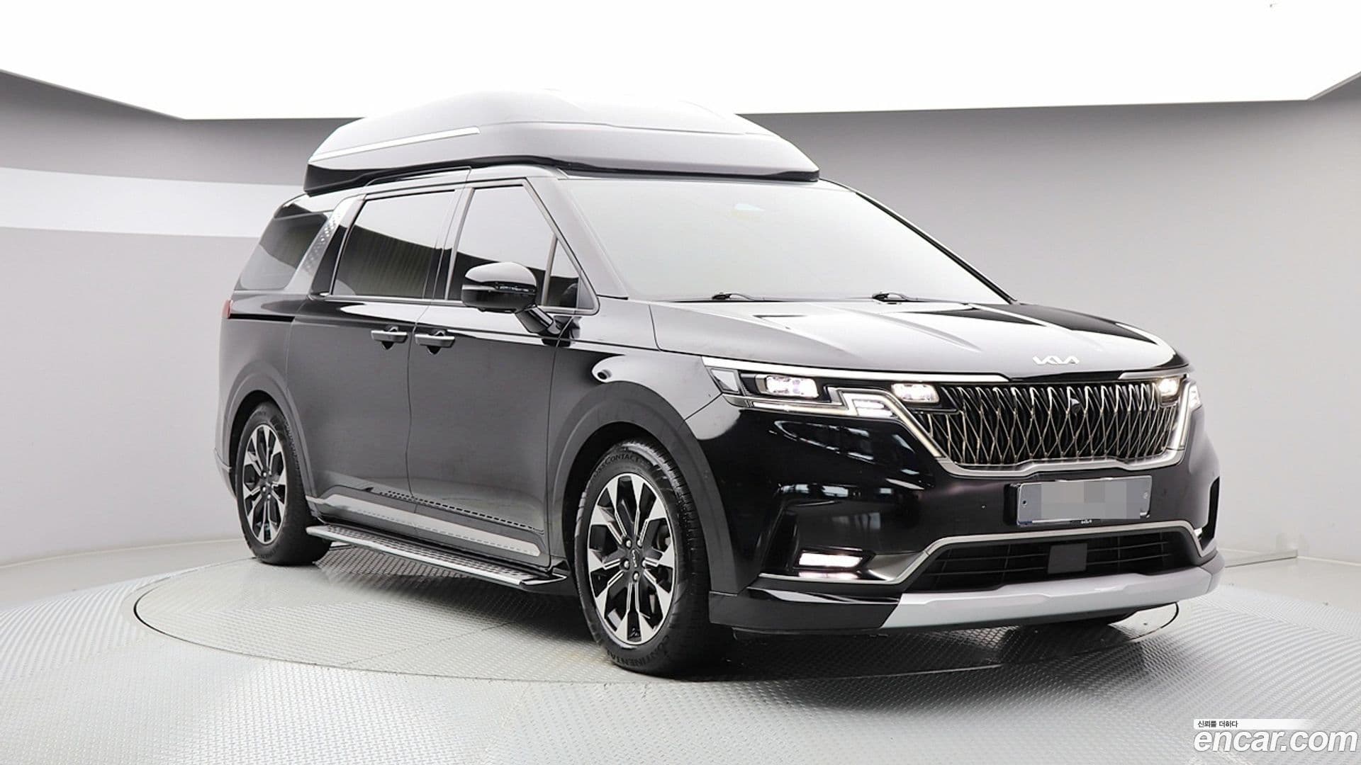 Main__Slider__Photo:Canival Kia 2022.1-2