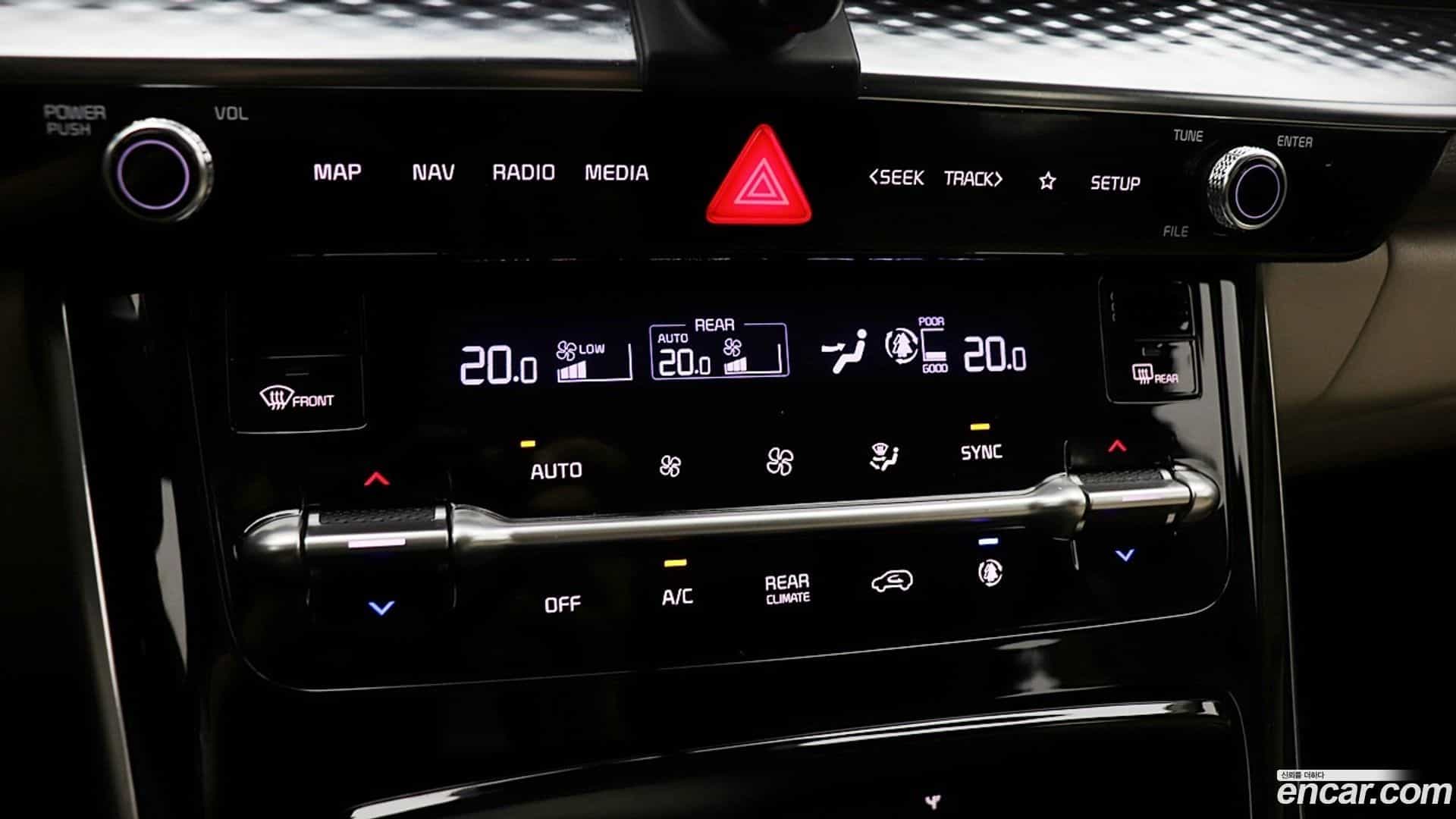 Canival Kia 2022.1-OPTION-015