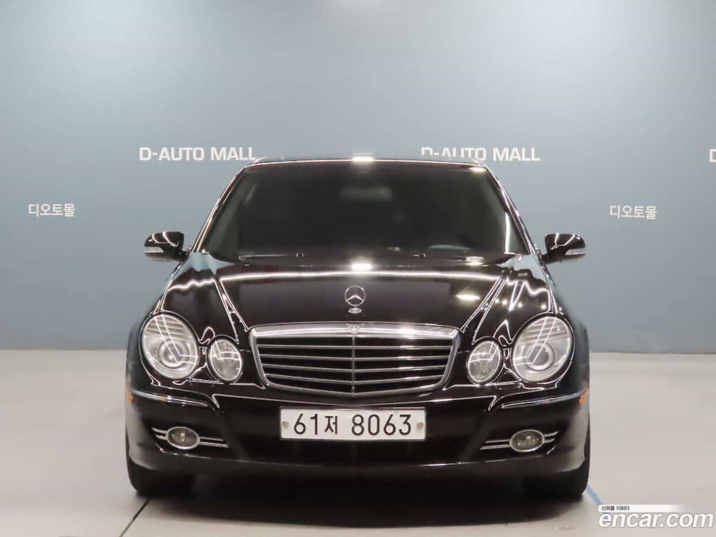 E-Class Mercedes-Benz 2008.2-OUTER-002