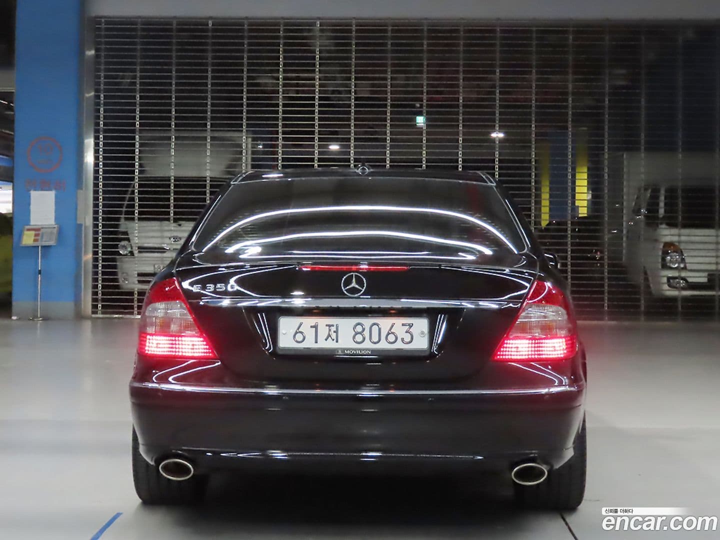 Main__Slider__Photo:E-Class Mercedes-Benz 2008.2-2