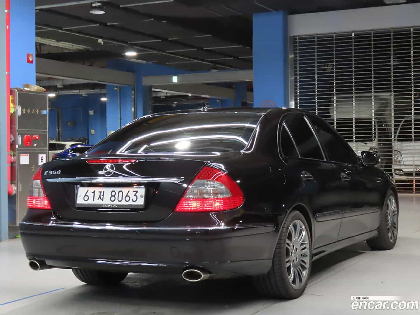 E-Class Mercedes-Benz 2008.2-OUTER-004
