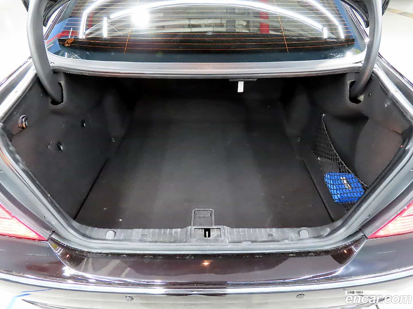 E-Class Mercedes-Benz 2008.2-OPTION-020