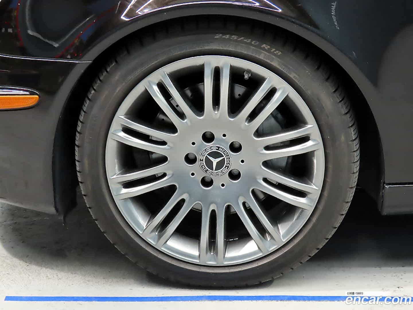 E-Class Mercedes-Benz 2008.2-OPTION-024