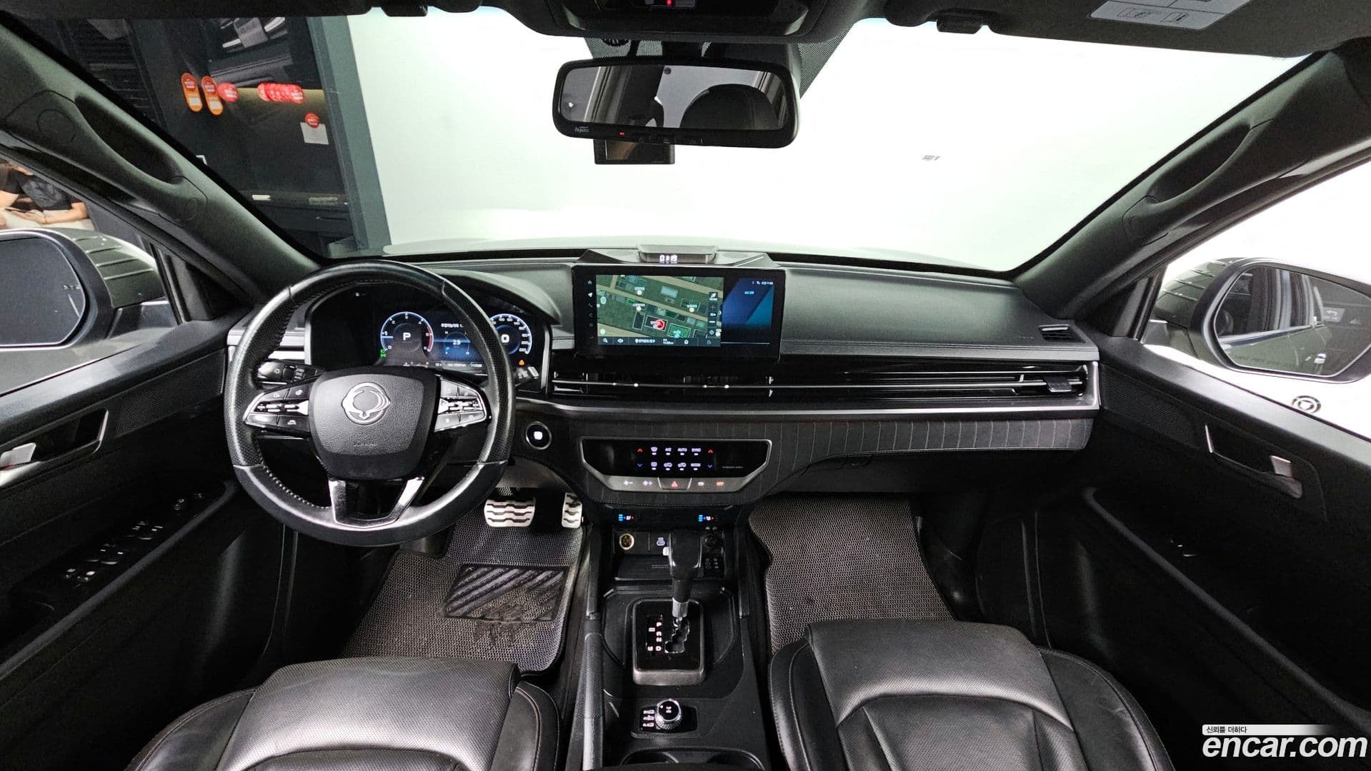 Main__Slider__Photo:Rexton KG_Mobility_Ssangyong 2023.6-6