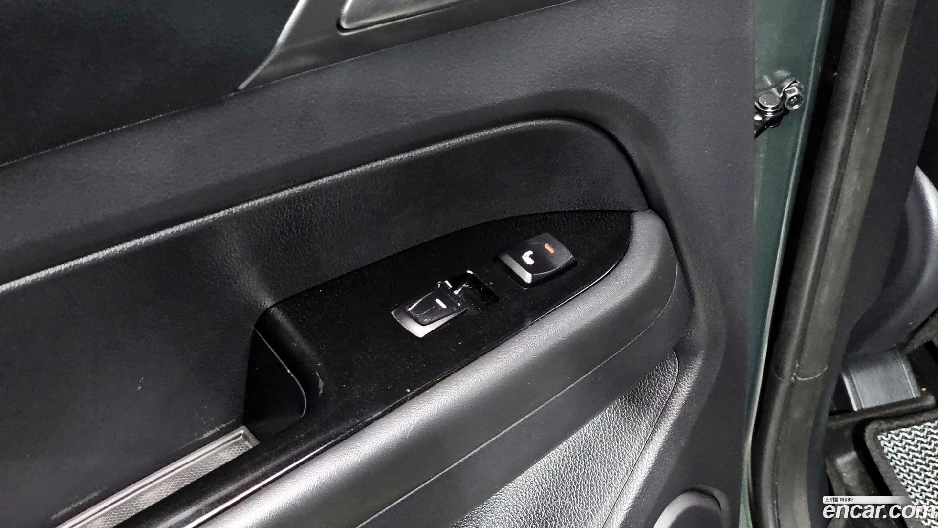 Main__Slider__Photo:Rexton KG_Mobility_Ssangyong 2023.6-17