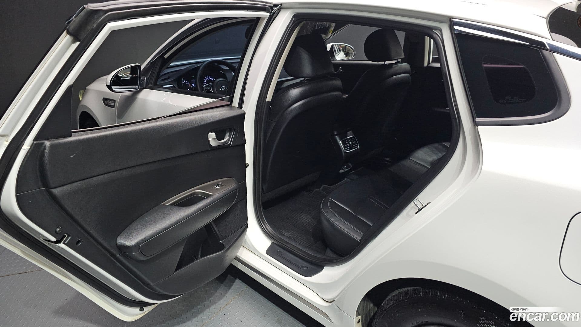 Main__Slider__Photo:K5 Kia 2018.9-11