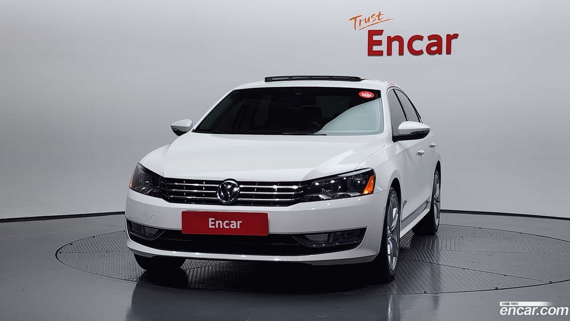 Passat Volkswagen 2014.9-OUTER-003