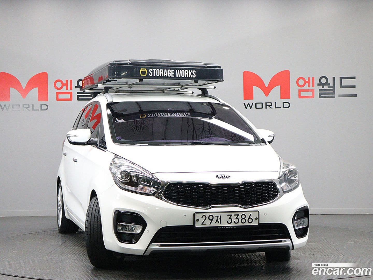 Main__Slider__Photo:Carens Kia 2018.0-1