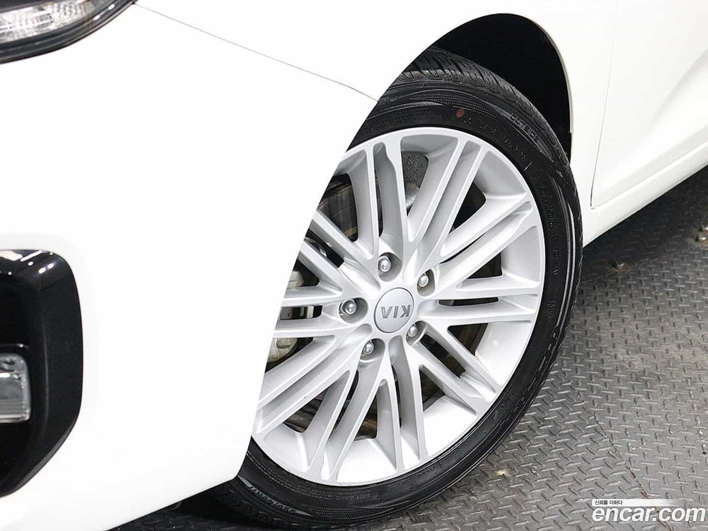 Carens Kia 2018.0-OPTION-023